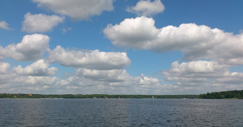 Strandbad Wannsee entdecken: Tipps für einen perfekten Tag am Berliner See